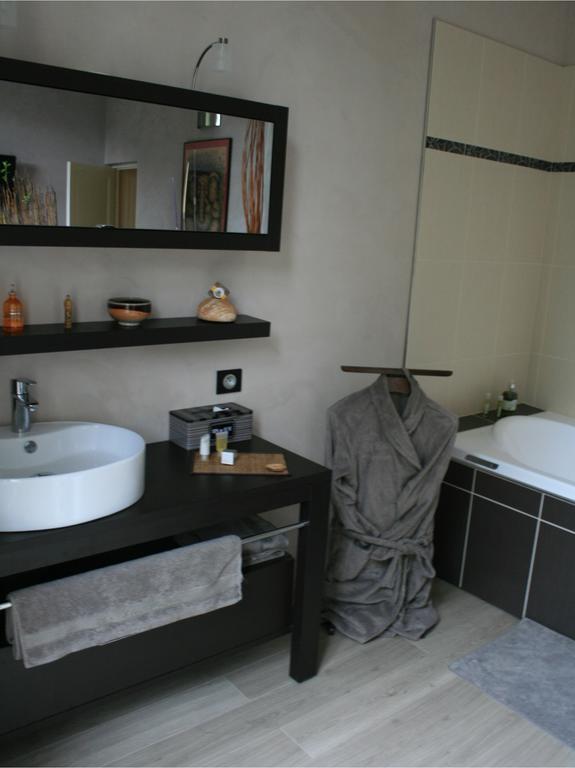 Chateau Du Clos Mortier 생디지에 객실 사진
